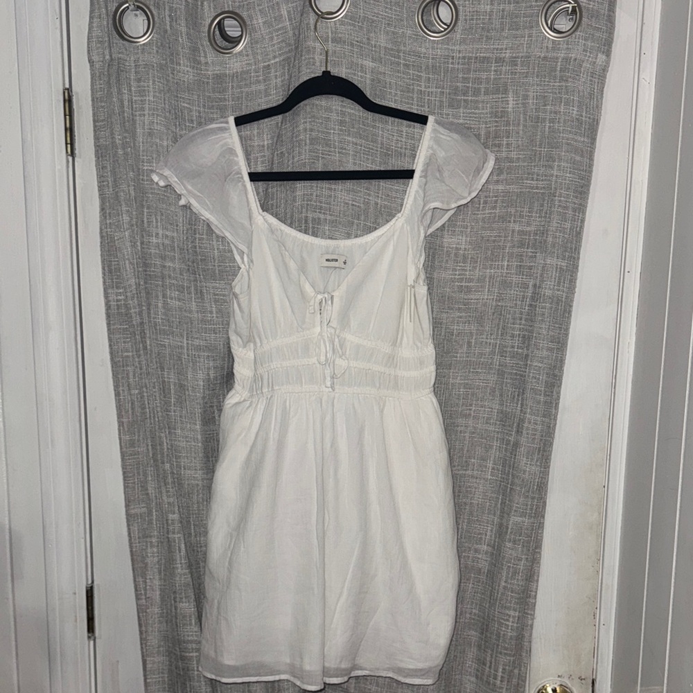 Wilfred White Ruffle Strap Dress